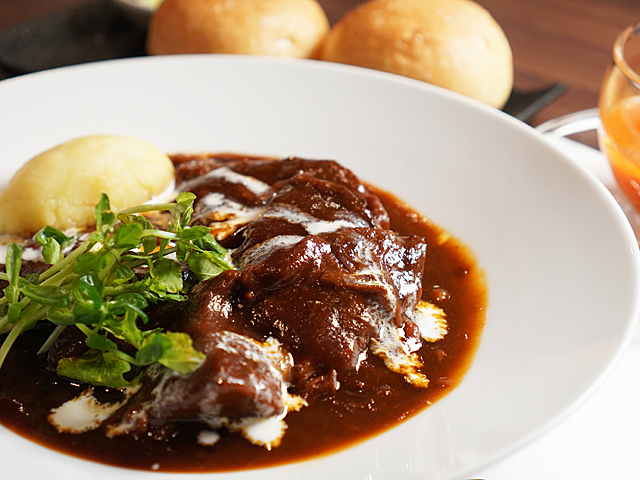常陸牛タンとスネ肉のビーフシチューセット